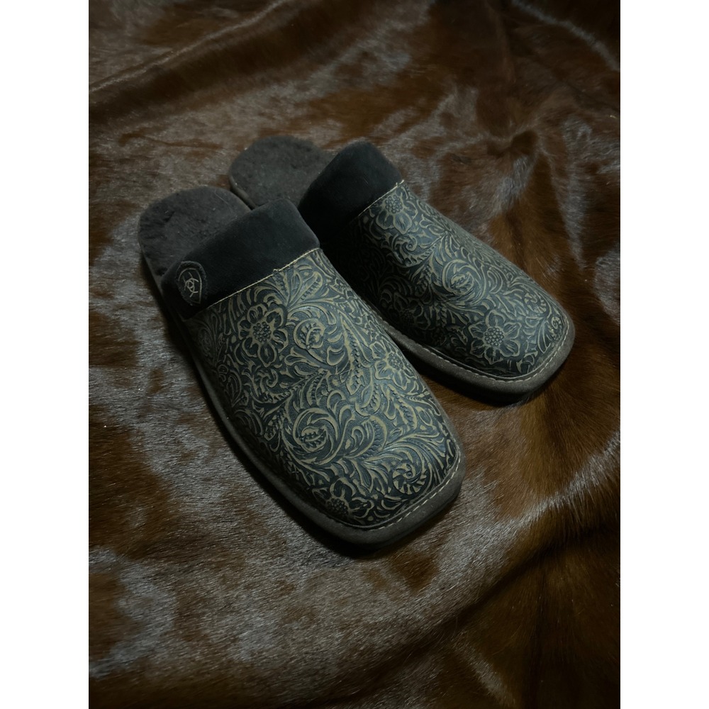 Ariat Mens Size 12 Tooled Leather Floral Embossed Faux Shearling Scuff Slippers